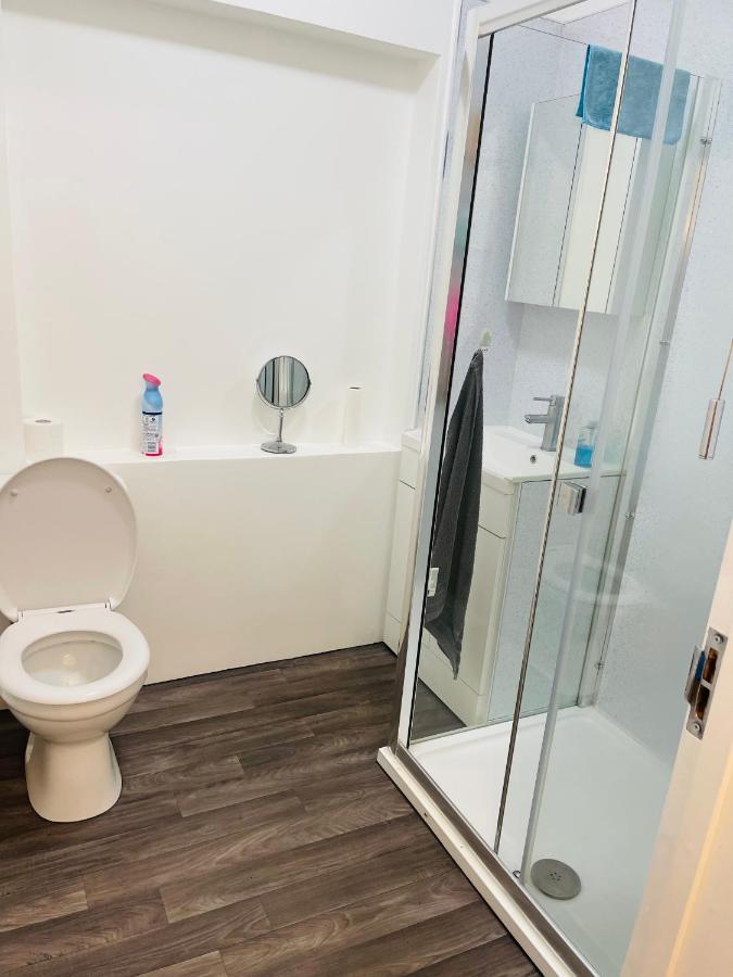 London Rooms With Free Parking 134 Edgware Eksteriør billede